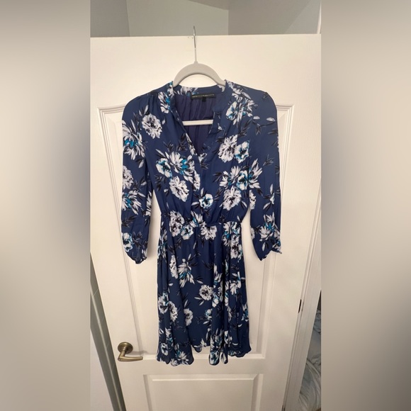 White House Black Market Floral Dress - Picture 4 of 4